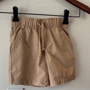 Tommy Bahama Kids Tan Shorts xs (3-4)